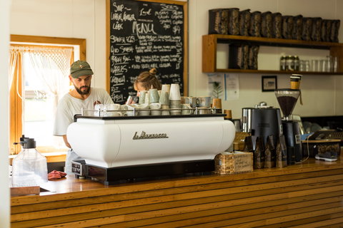 The Local Inverloch - Book Restaurant 1