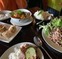 Trinitas Thai - Book Restaurant