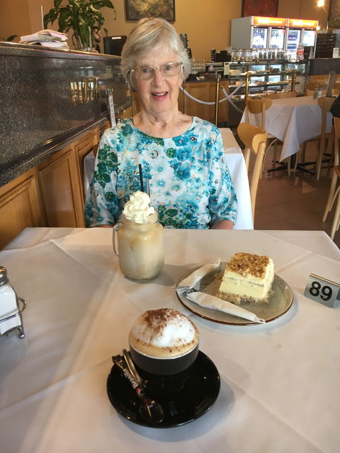 Cafe Va Bene - Book Restaurant 1