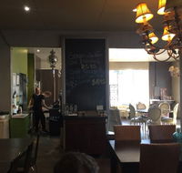 Moodi's Cafe - Book Restaurant
