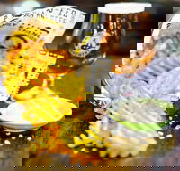 5 Boroughs - Bulimba - Book Restaurant