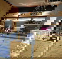 Annee's Cafe Sua Da - Book Restaurant