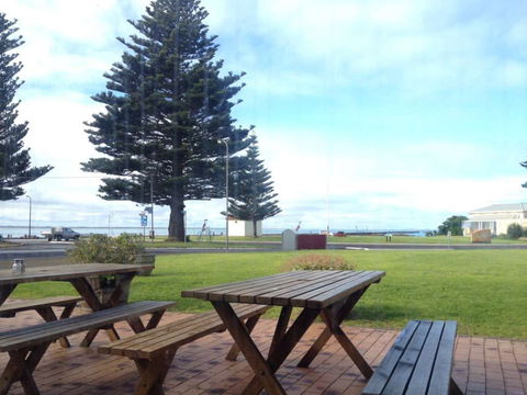Bompas Of Beachport - Book Restaurant 0