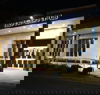 Windows on the Park - Book Restaurant