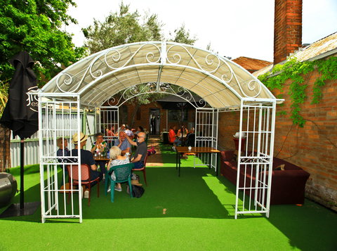 Beechworth Provender - Book Restaurant 2