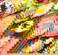 Cali Burgers - Book Restaurant