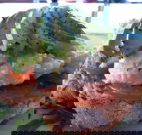 Osborne Park Hotel - Osborne Park - Book Restaurant