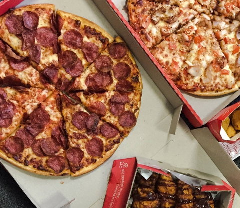 Pizza Hut - Wantirna - Book Restaurant 0
