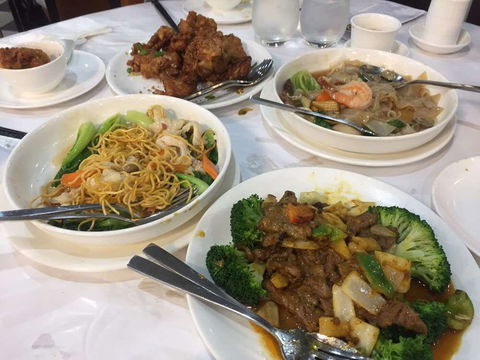 Royal East Chinese Restaurant - Book Restaurant 0