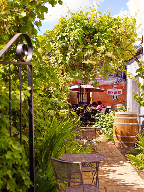 Rutherglen Brewery - Book Restaurant 1