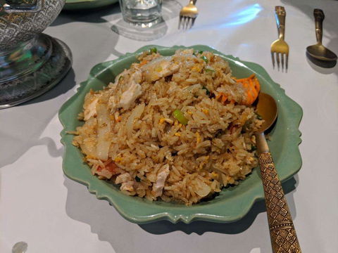Saowanee Thai - Book Restaurant 0