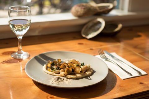 Forage On The Foreshore - Book Restaurant 0
