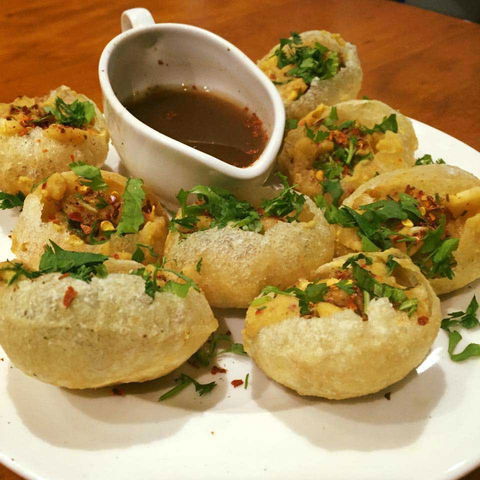 Khushboo - Book Restaurant 0