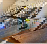 Lone Pine Riverside Cafe - Book Restaurant