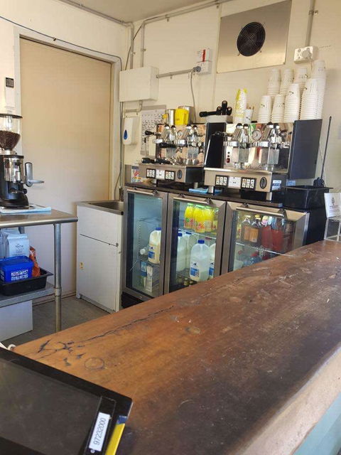 Lone Pine Riverside Cafe - Book Restaurant 0