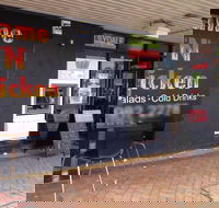 Flame 'n' Chicken - Book Restaurant