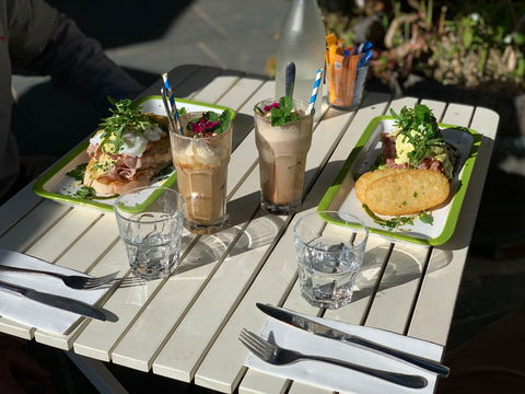 Red Door Espresso - Book Restaurant 0
