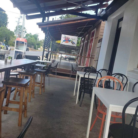 Famished On Frasers - Book Restaurant 0