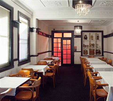 Gordon Hotel - Book Restaurant 1