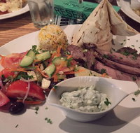 Pakenham Hotel - Book Restaurant