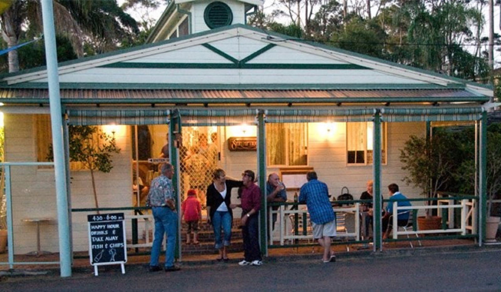 Sunshine Bay NSW Book Restaurant