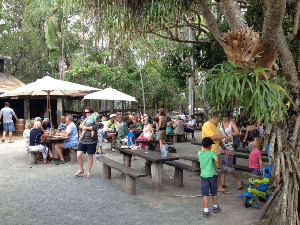 Boreen Point QLD Book Restaurant