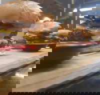 Burgled Burgers - Book Restaurant