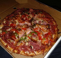 Lipari Pizza Restaurant - Book Restaurant