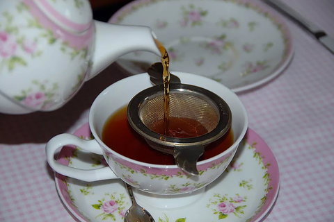 Moments &  Memories Tea Room - Book Restaurant 1