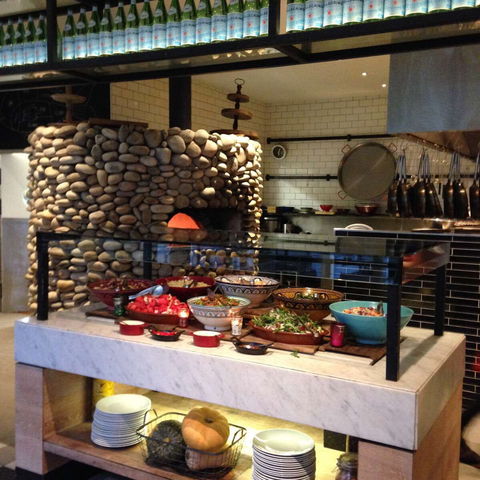 Port Douglas Qt Hotel - Book Restaurant 0