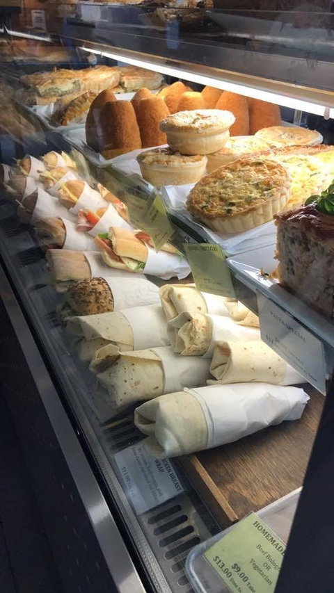 Quattro Formaggi Deli - Book Restaurant 0