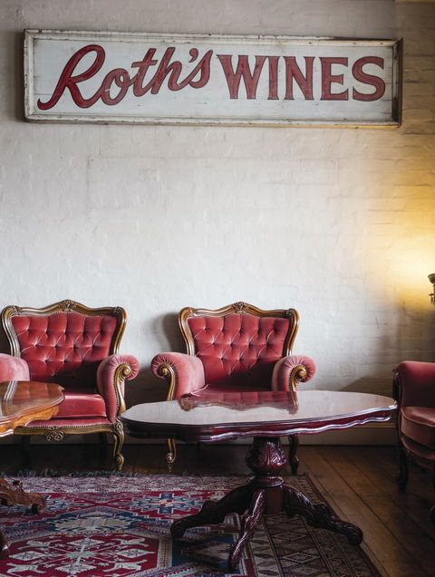 Roth's Wine Bar - Book Restaurant 0