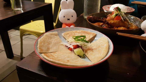 Salad Works - CBD - Book Restaurant 0