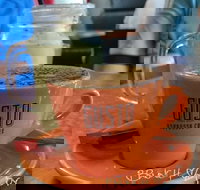 Connies Cliff Road Cafe - Book Restaurant