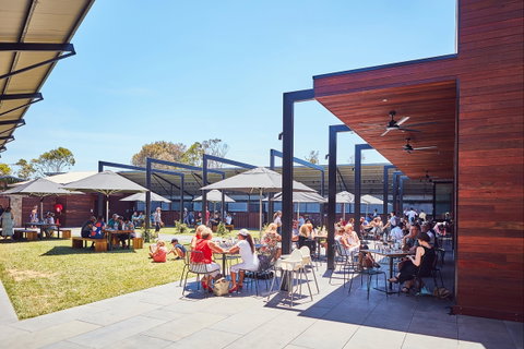 St Andrews Beach Brewery - Book Restaurant 2