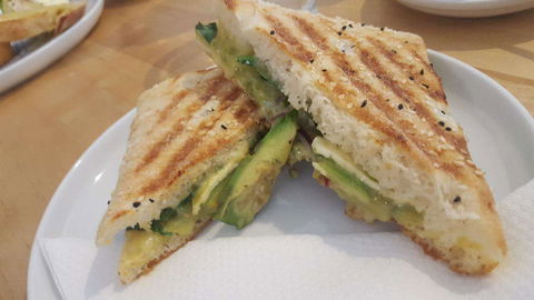 The Finch Cafe - Book Restaurant 0