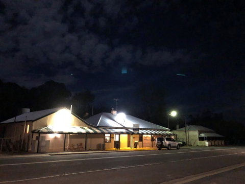 Eden Valley Hotel - Book Restaurant 1