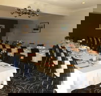 Ewe 'n Me Restaurant - Book Restaurant