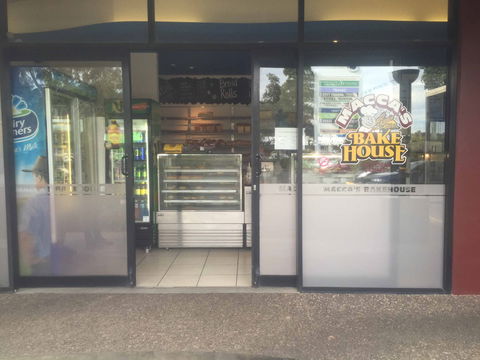 Macca's Bakehouse - Victoria Point - Book Restaurant 0