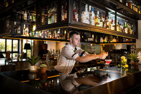 Roadhouse Bar And Grill - Book Restaurant 2