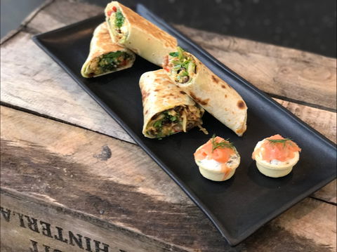 Toast The Sun - Book Restaurant 2