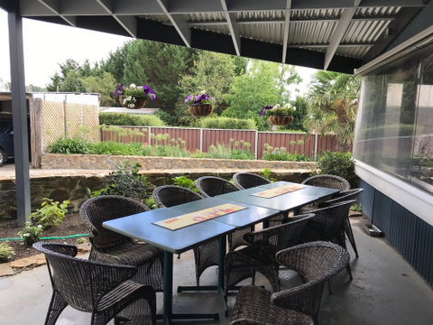 Taralga Hotel Bistro - Book Restaurant 0