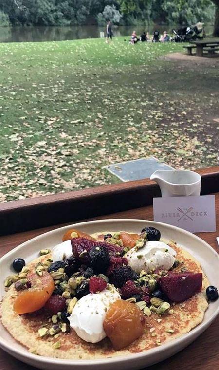 The River Deck - Book Restaurant 4