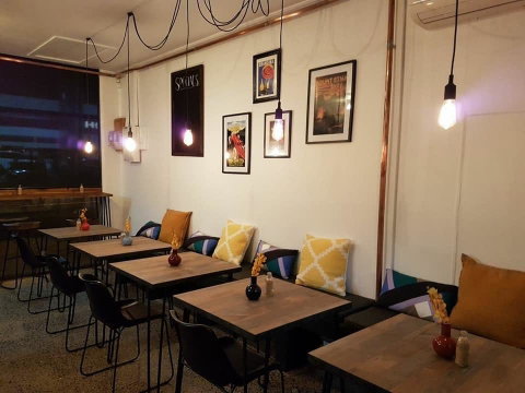 Youngman Cafe - Book Restaurant 0