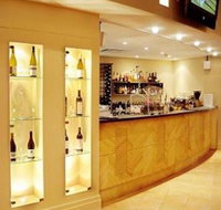 Finz Restaurant and Bar - Book Restaurant