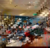 Big Gun Thai Restaurant - Book Restaurant