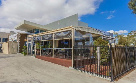 Baghdad Cafe And Restaurant - Book Restaurant 0