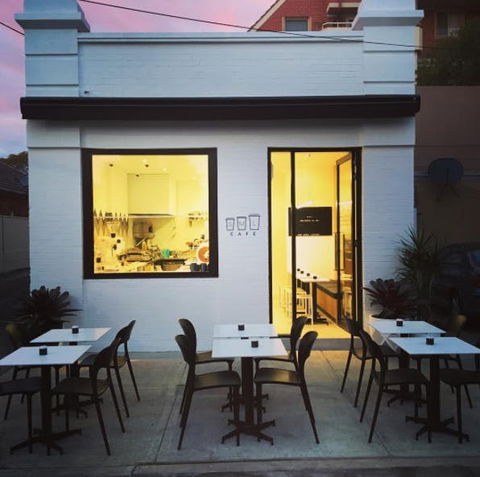 SML Cafe - Book Restaurant 0