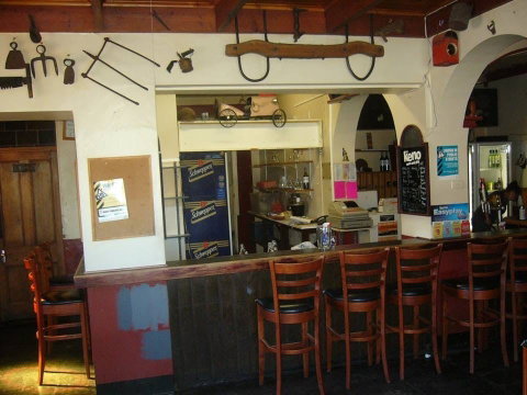 Clarendon Arms - Book Restaurant 0