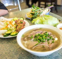 Pho Hung - Book Restaurant